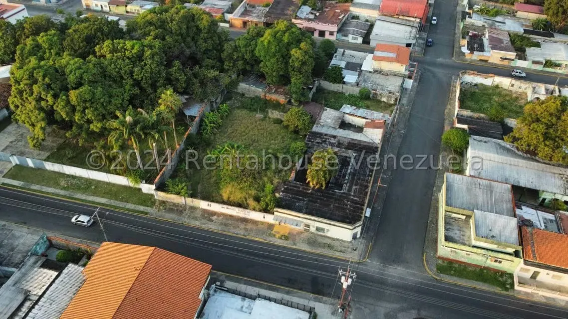 Terreno (Comercial) en Venta en Centro, Portuguesa - 20