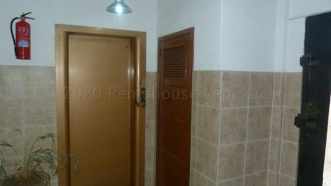 Edificio en Venta en Parroquia La Candelaria, Distrito Metropolitano - 17
