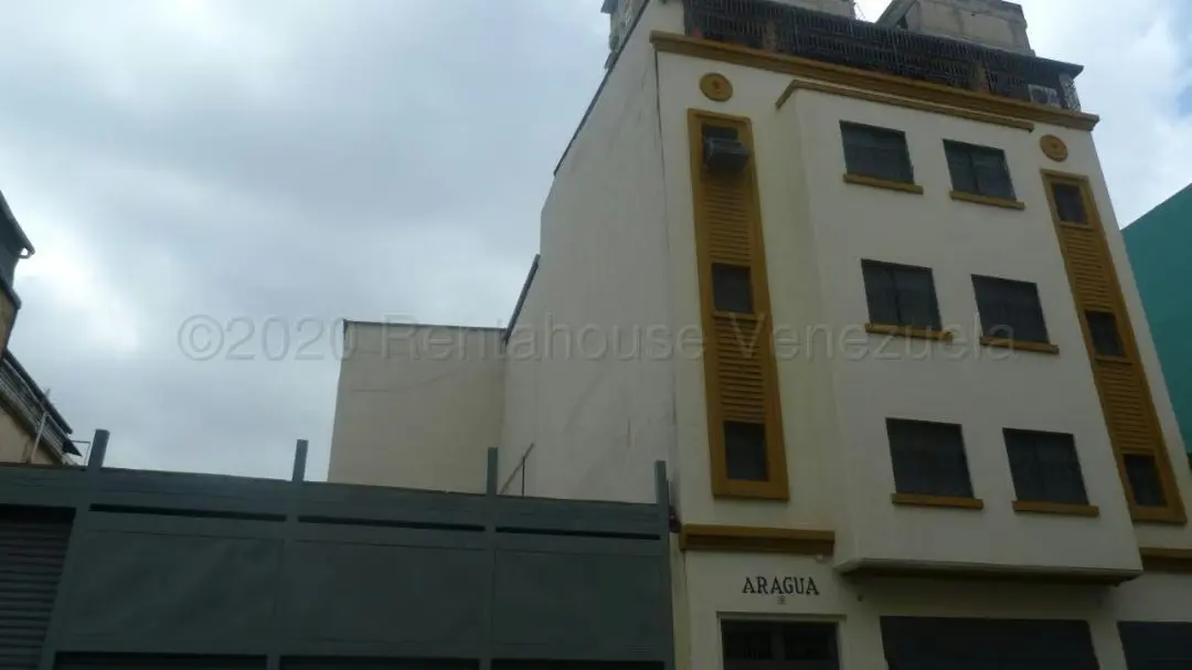 Edificio en Venta en Parroquia La Candelaria, Distrito Metropolitano - 2