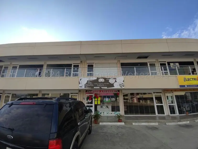 Comercial (Consultorio Medico) en Venta en Paraparal, Carabobo