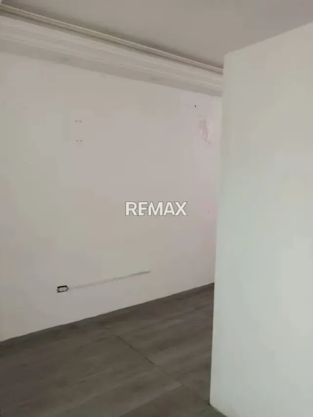 Alquiler local comercial galerias charallave - 2