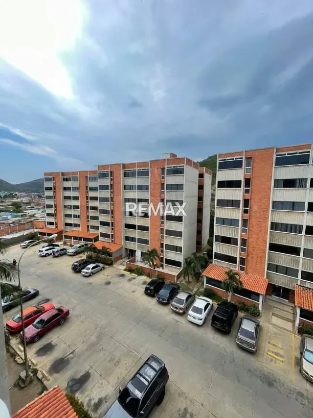 Apartamento en venta Conj. Resd. Alto Guaica-Barcelona