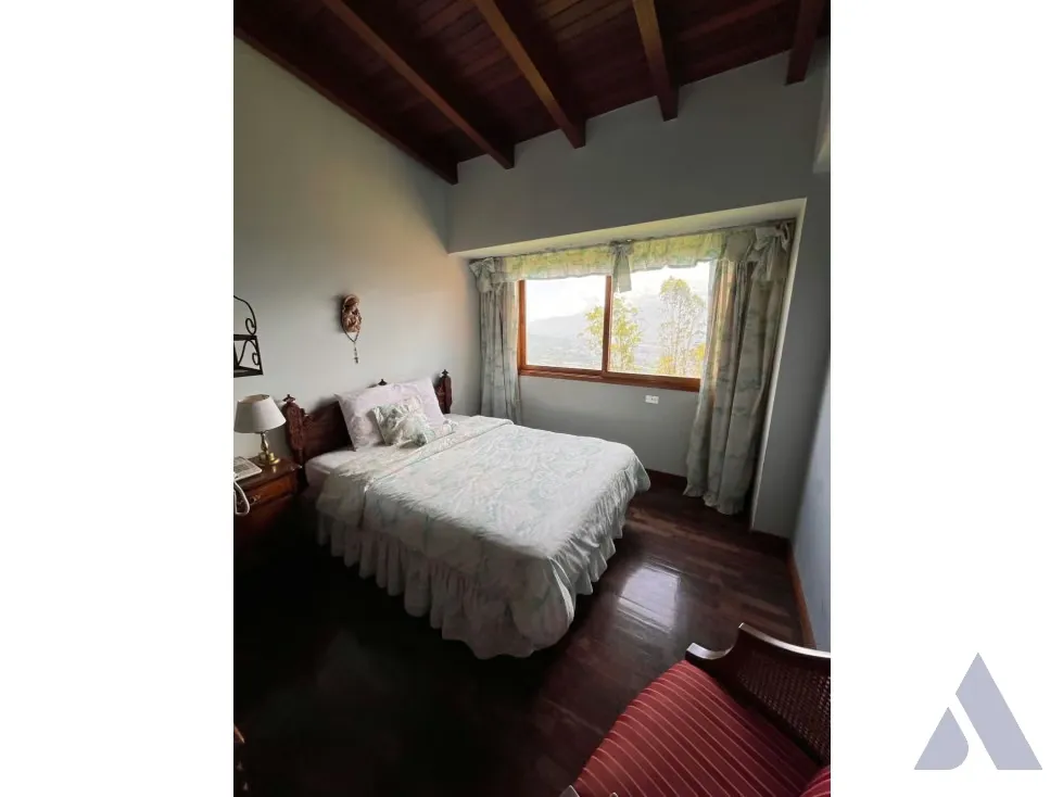 Se vende casa 1000m2 Alto Hatillo 5985 - 8