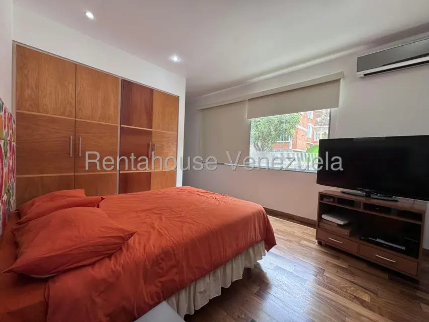 Casa (Multipes Niveles) en Venta en Prados del Este, Distrito Metropolitano - 29