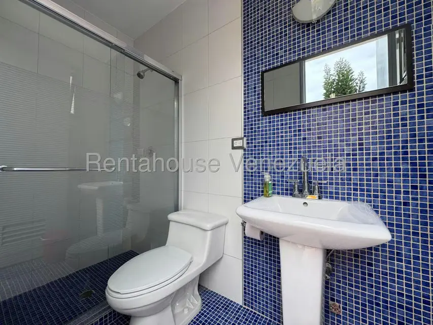 Casa (Multipes Niveles) en Venta en Prados del Este, Distrito Metropolitano - 44