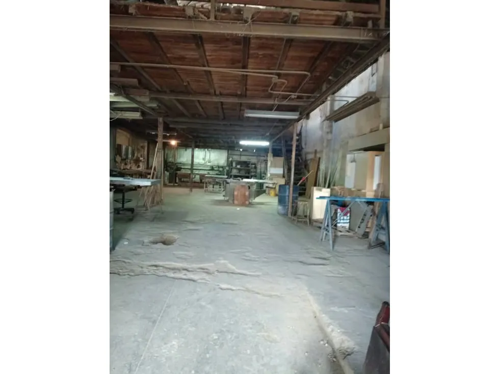 Vendo galpón industrial 832m2 Cementerio del Sur 8914 - 8