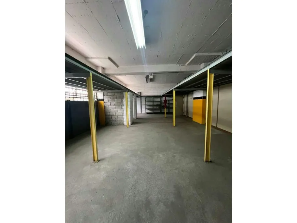 VENTA/ALQUILER PISO INDUSTRIAL, RUIZ PINEDA, CARICUAO - 35