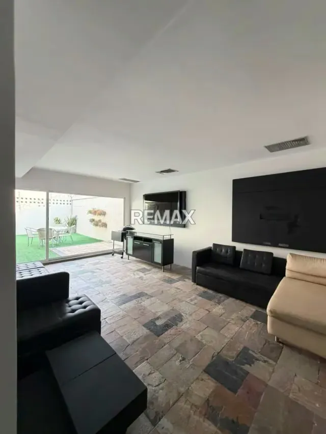 Townhouse en Alquiler Villa Hermosa Sector Canta Claro - 3