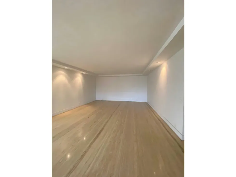 Se vende/alquila Apto 450m² 2h+2s/3b+s/3e La Castellana - 6