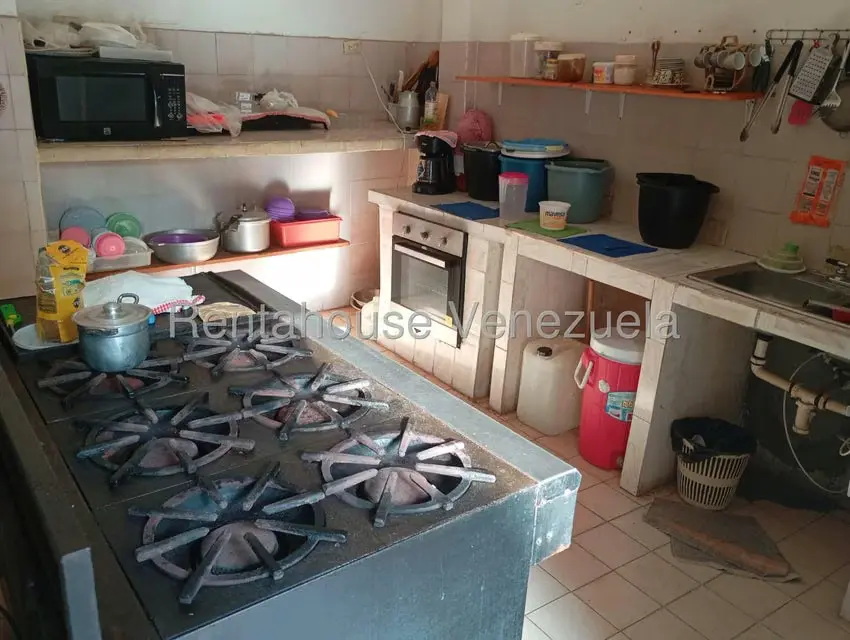 Comercial (Posada) en Venta en Cristobal Colon, Sucre - 17