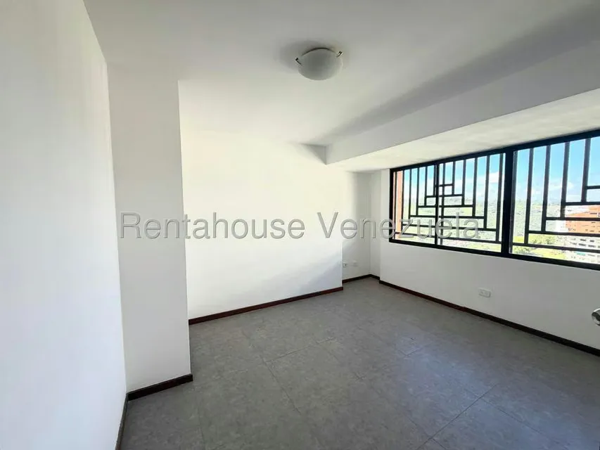Apartamento (1 Nivel) en Venta en Miranda, Distrito Metropolitano - 23
