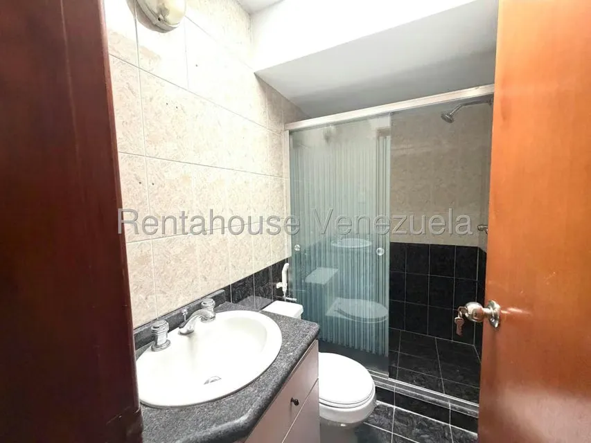 Apartamento (1 Nivel) en Venta en Miranda, Distrito Metropolitano - 27