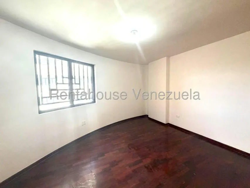 Apartamento (1 Nivel) en Venta en Miranda, Distrito Metropolitano - 29