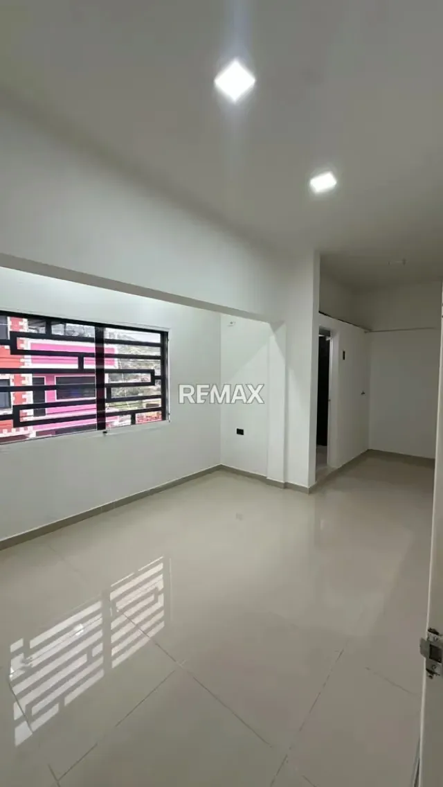 Se Vende Apartamento en el Romulo Gallegos, primer piso - 15