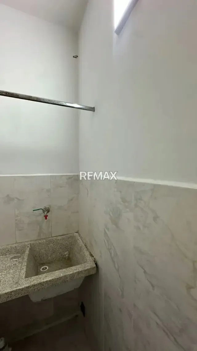 Se Vende Apartamento en el Romulo Gallegos, primer piso - 7