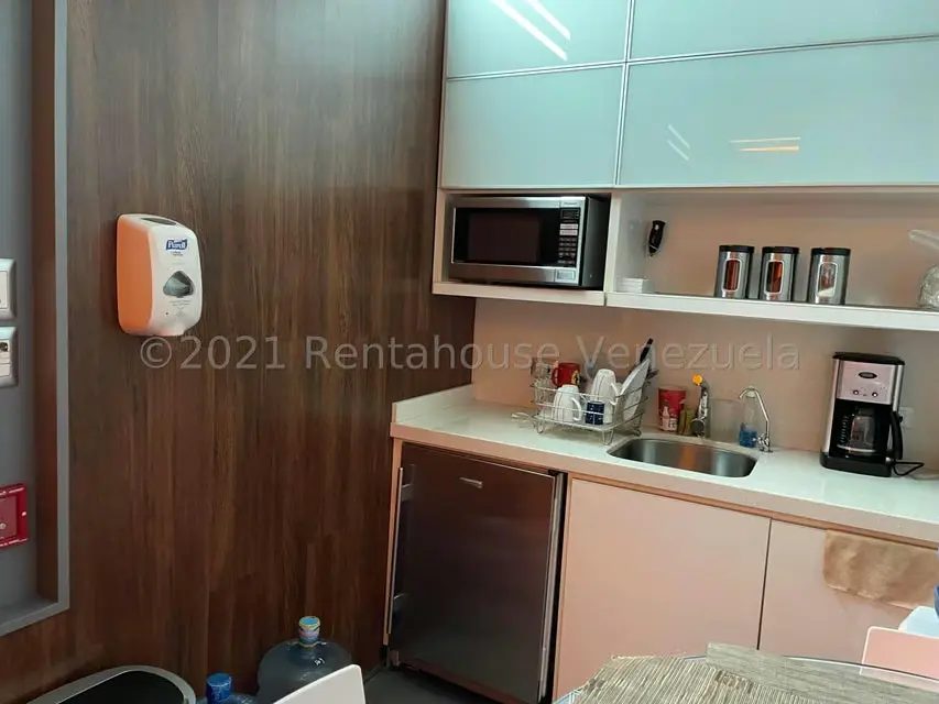 Oficina en Venta en Los Palos Grandes, Distrito Metropolitano - 21
