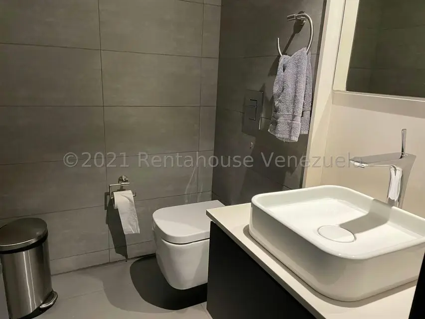 Oficina en Venta en Los Palos Grandes, Distrito Metropolitano - 28
