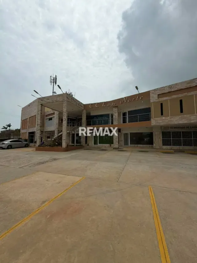 Local comercial en venta Av. milagro norte - 4