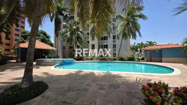 EN ALQUILER LINDO Y CÓMODO APARTAMENTO UBICADO EN EL CONJUNTO RESIDENCIAL LAS BUGANVILLAS-LECHERIA