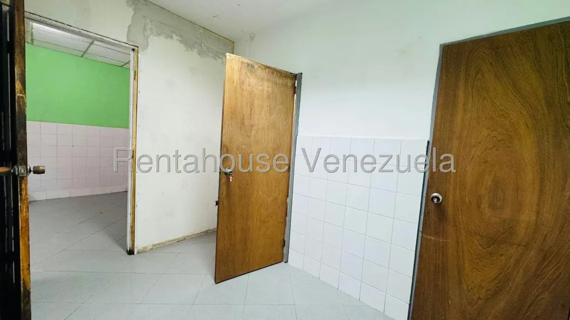 Local Comercial en Alquiler en Morichal, Aragua - 14