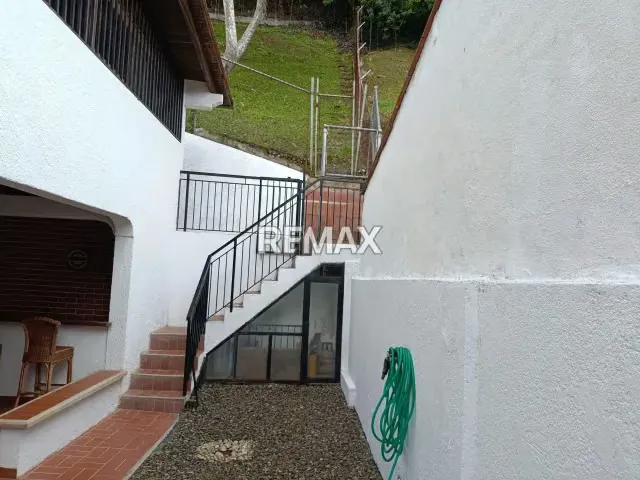 Se Vende Excelente Casa de 485 m2 en Los Naranjos del Cafetal - 13