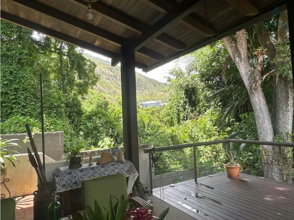Se vende Casa 2660m² 7h+2s/7b+2s/5p Los Chorros - 7