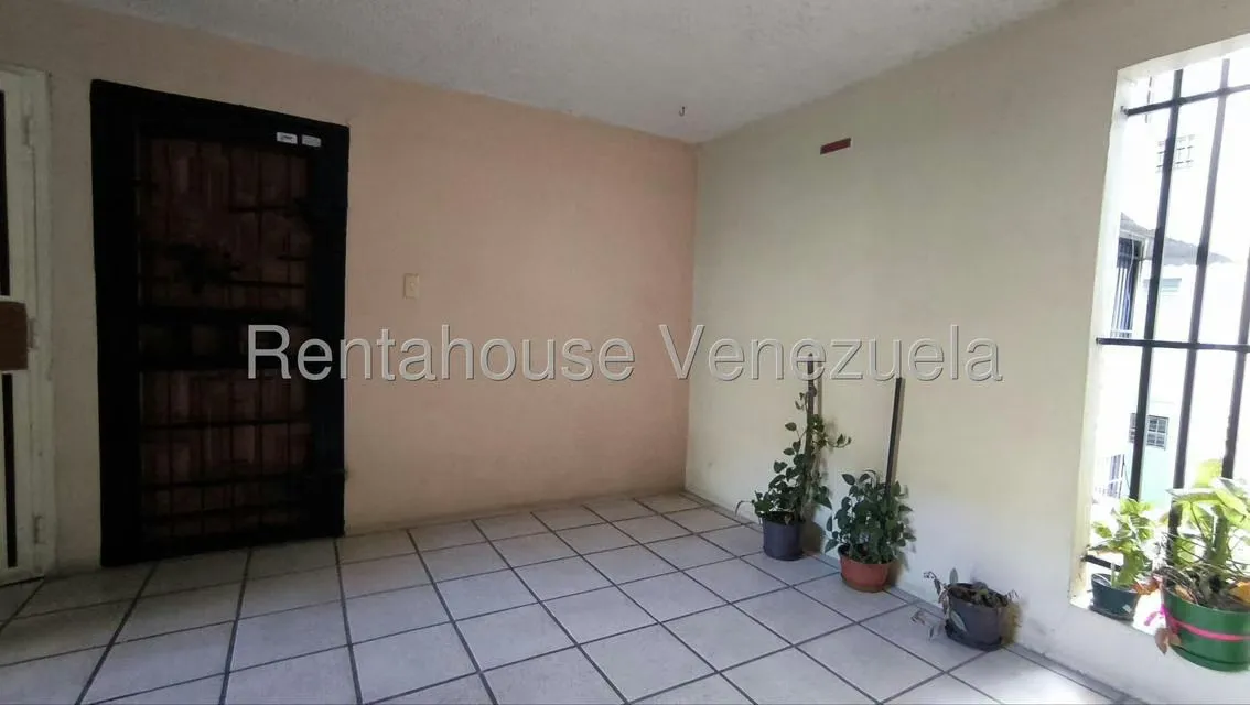 Apartamento (1 Nivel) en Venta en Los Andes, Carabobo - 5
