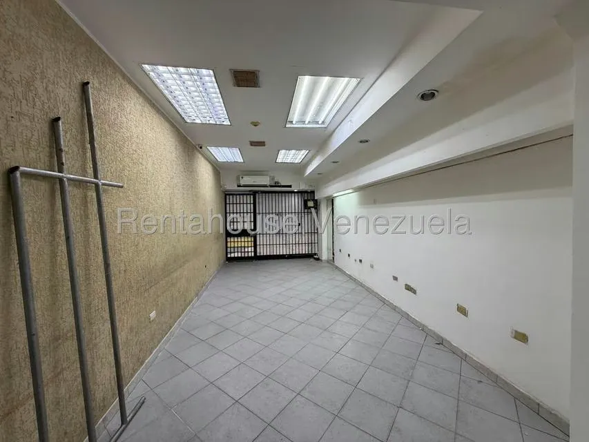 Local Comercial en Alquiler en Prados del Este, Distrito Metropolitano - 3