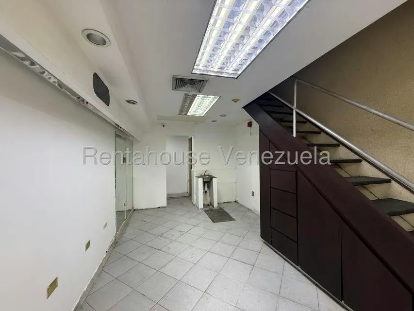 Local Comercial en Alquiler en Prados del Este, Distrito Metropolitano - 6