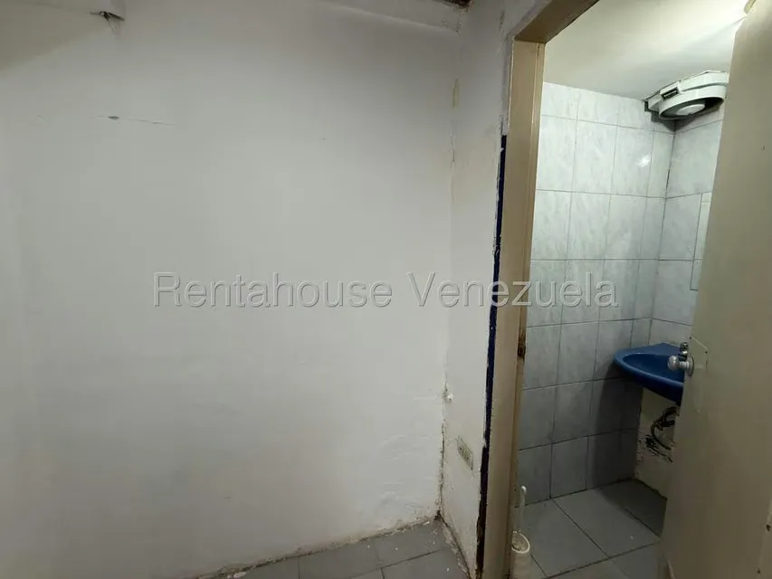 Local Comercial en Alquiler en Prados del Este, Distrito Metropolitano - 7