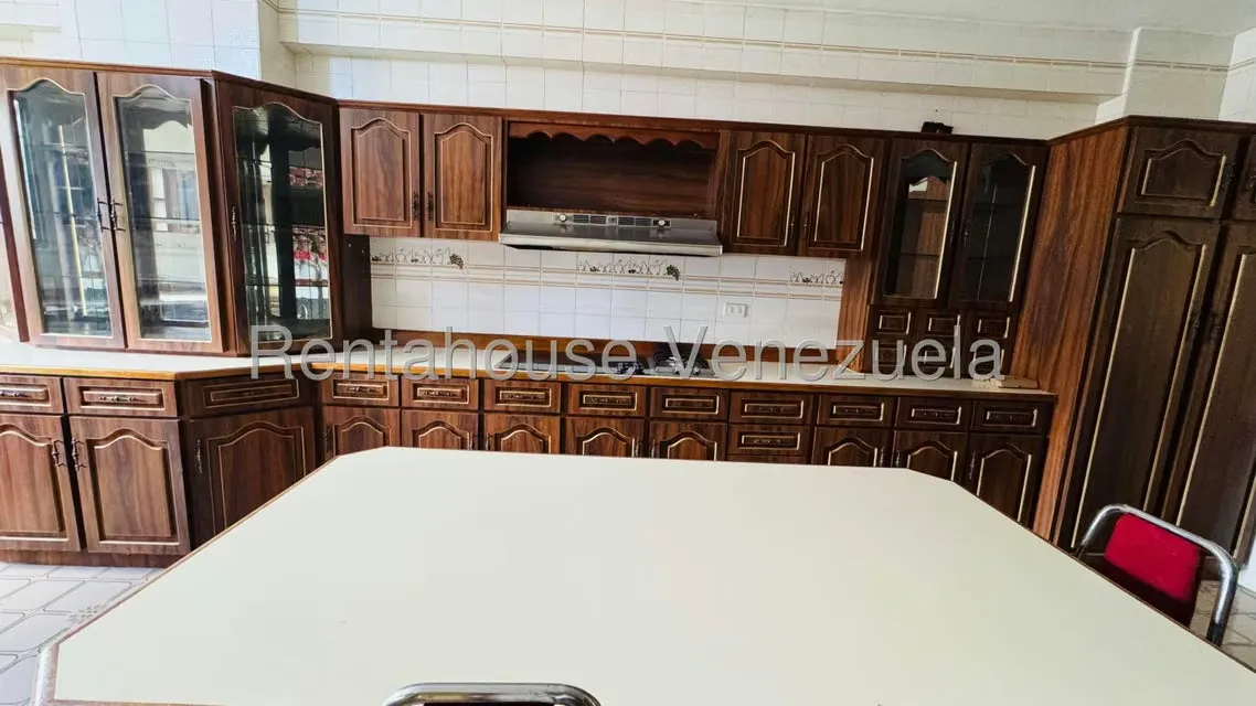Apartamento (1 Nivel) en Venta en Centro, Aragua - 16