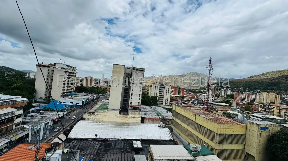 Apartamento (1 Nivel) en Venta en Centro, Aragua - 8
