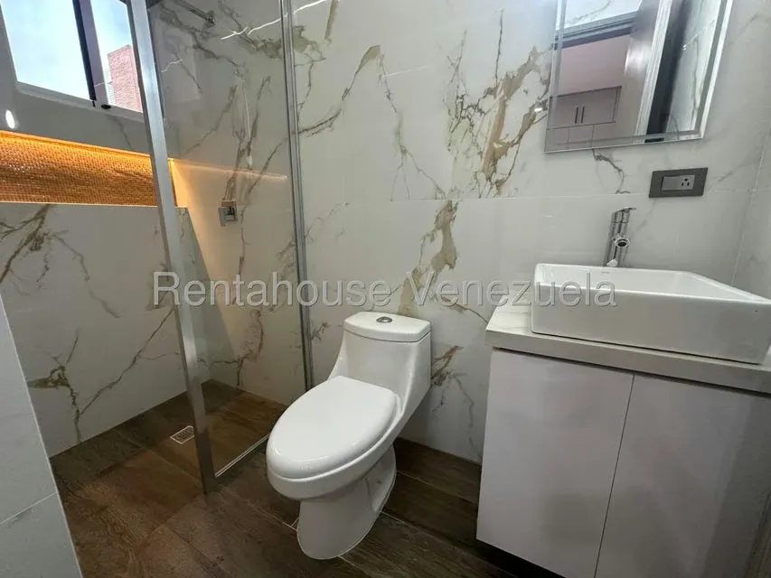 Apartamento (1 Nivel) en Alquiler en Barrio Sucre, Aragua - 24