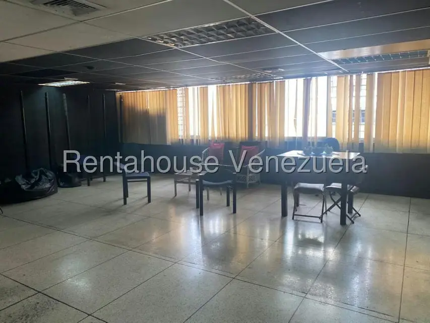 Oficina en Venta en Parroquia Catedral, Distrito Metropolitano - 12