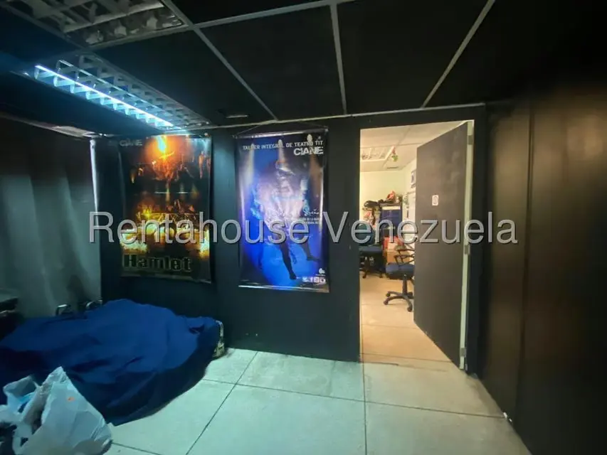 Oficina en Venta en Parroquia Catedral, Distrito Metropolitano - 18