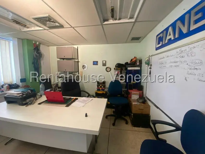 Oficina en Venta en Parroquia Catedral, Distrito Metropolitano - 19