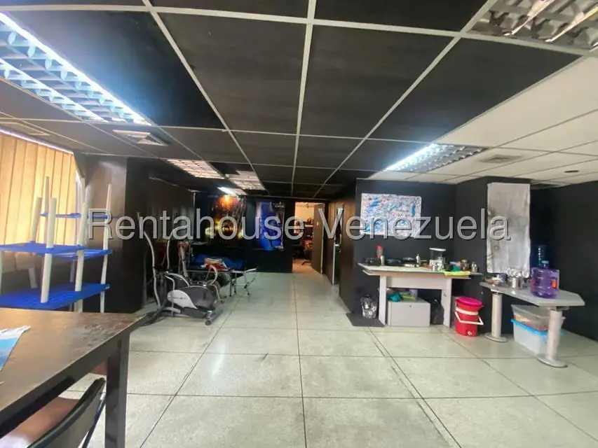 Oficina en Venta en Parroquia Catedral, Distrito Metropolitano - 21