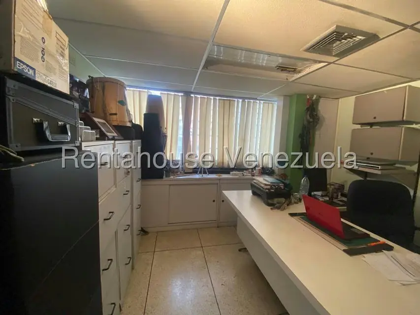 Oficina en Venta en Parroquia Catedral, Distrito Metropolitano - 28