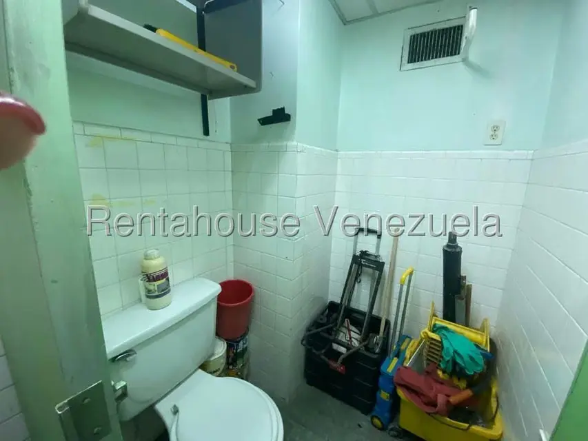 Oficina en Venta en Parroquia Catedral, Distrito Metropolitano - 29