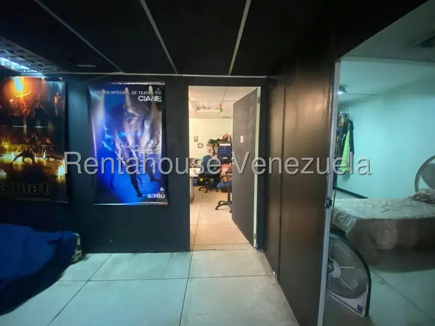 Oficina en Venta en Parroquia Catedral, Distrito Metropolitano - 31