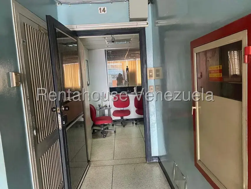 Oficina en Venta en Parroquia Catedral, Distrito Metropolitano - 10