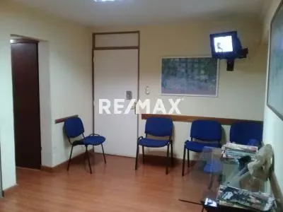 MAGNÍFICO CONSULTORIO EN VENTA EN SAN BERNARDINO - 2