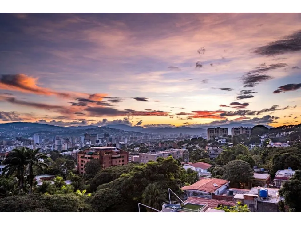 Vendo Ph c/terraza y vista 800m2 Los Palos Grandes 9833 - 6