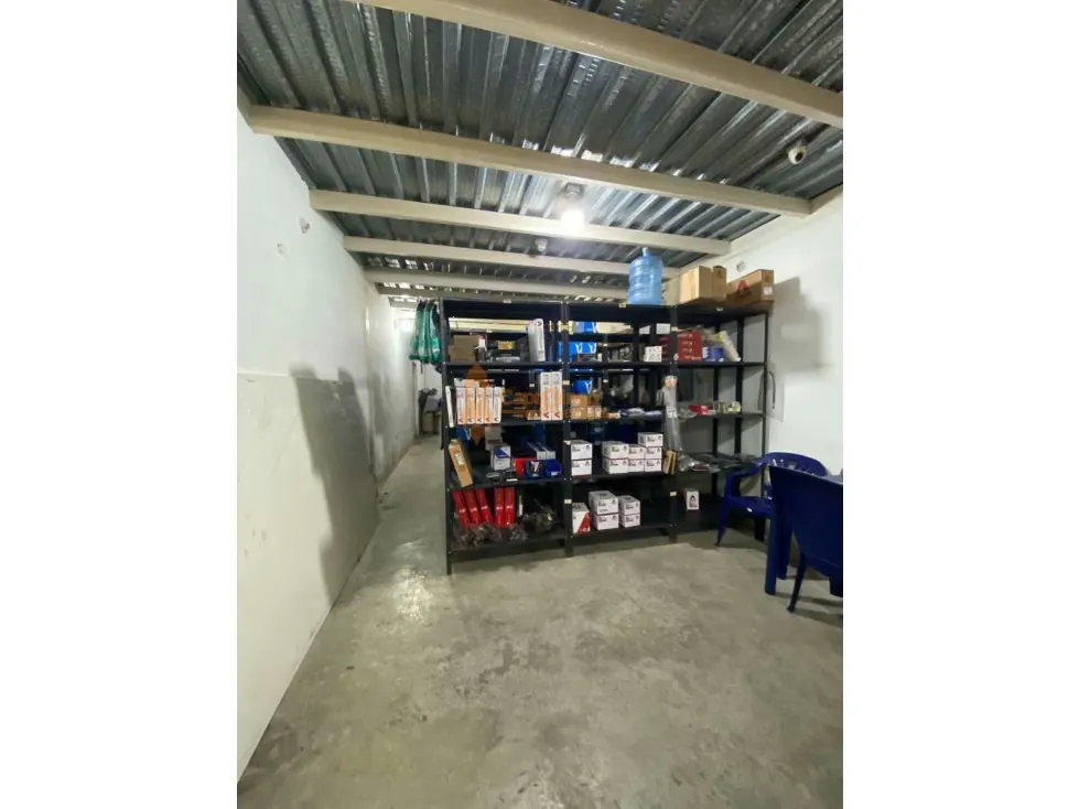 Venta de local en av. Bolívar de Naguanagua - 18