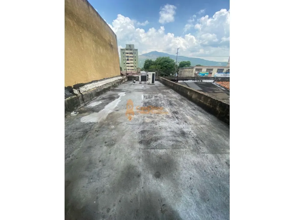 Venta de local en av. Bolívar de Naguanagua - 20