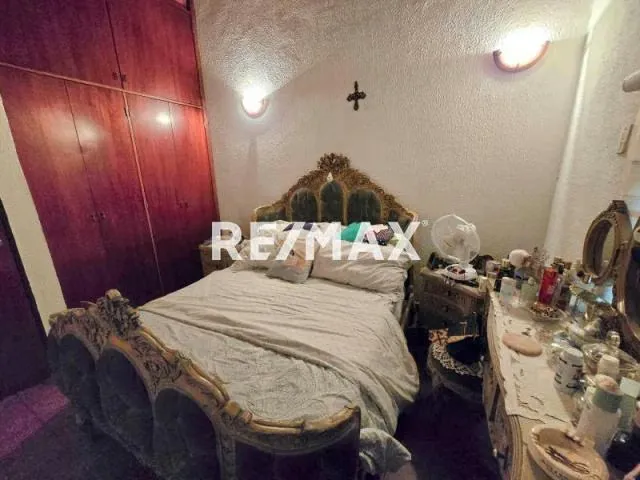 CASA TIPO TOWNHOUSE EN VENTA. URBANISMO PRIVADO - 2