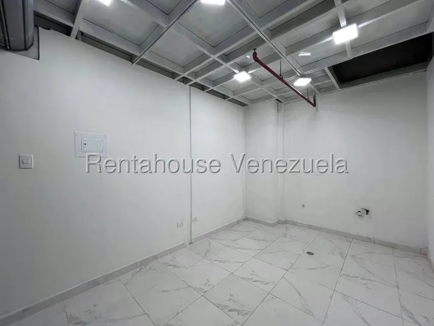 Local Comercial en Alquiler en Zona Centro, Aragua - 3