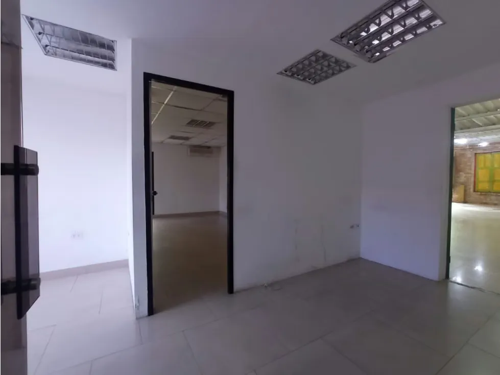 Se alquila planta industrial/depósito 310m2 Boleíta Norte 6235 - 2
