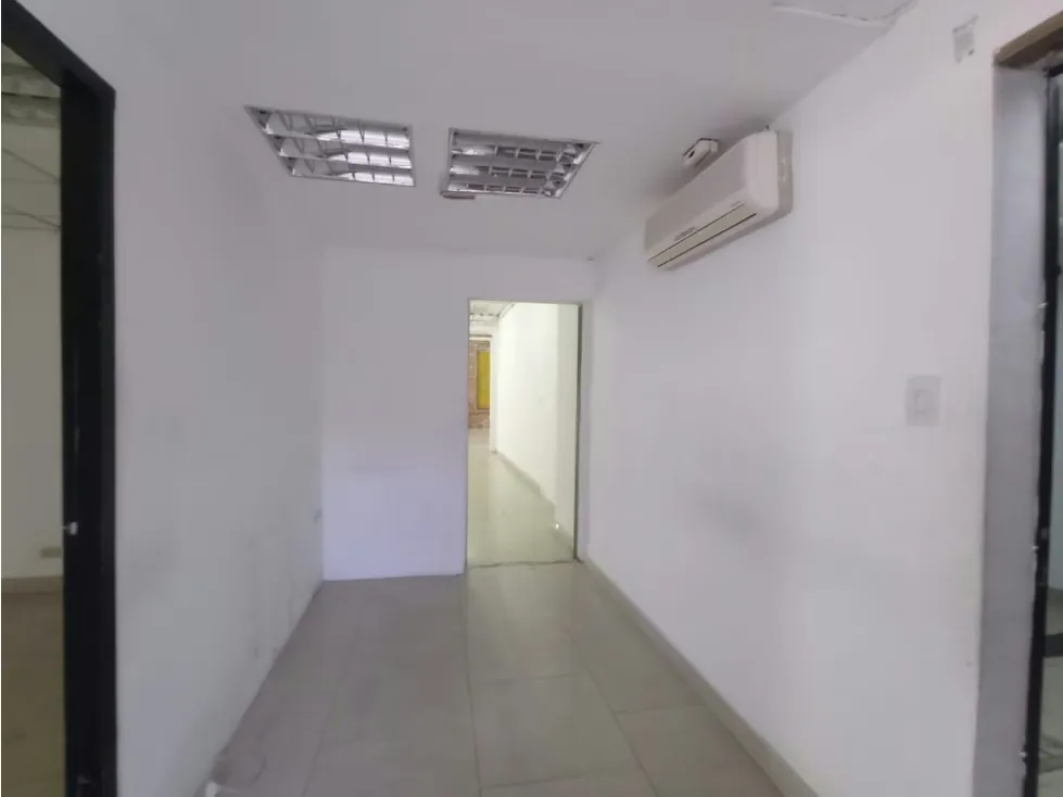 Se alquila planta industrial/depósito 310m2 Boleíta Norte 6235 - 5