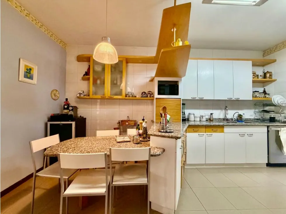 Se vende apto Triplex 336m2 3h+s/5b/4p San Román - 11